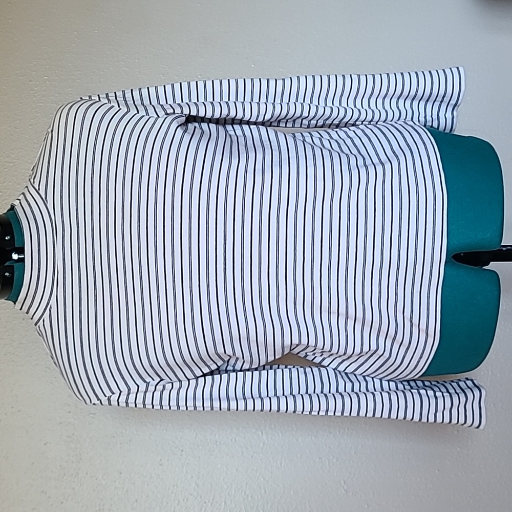 Rebecca Malone L White and Black Striped Mock Neck Long Sleeve Top